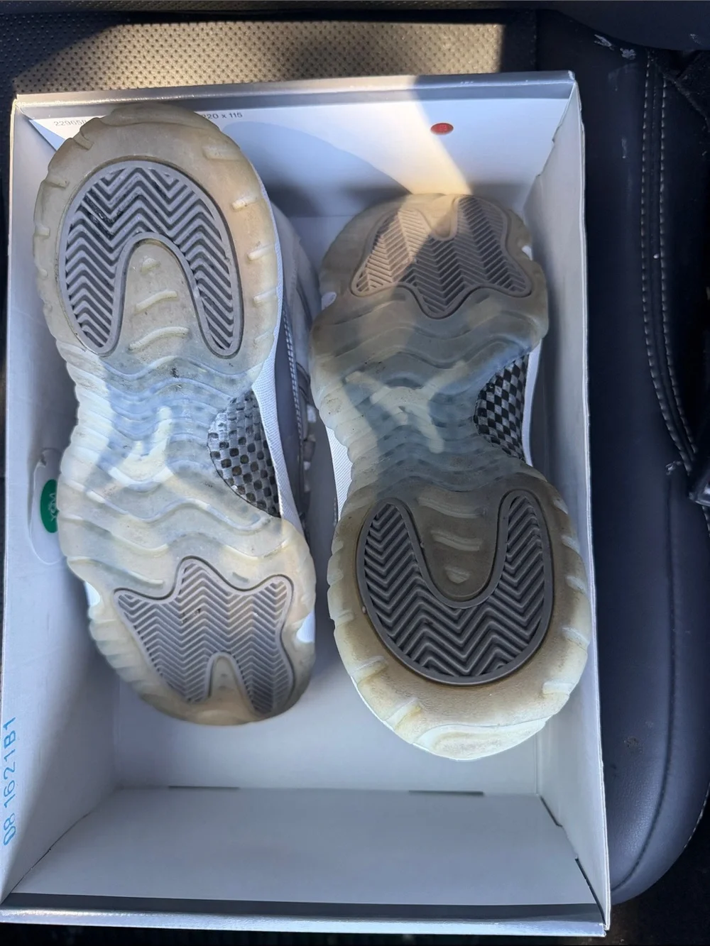 Jordan Air Jordan 11 Retro (GS) Medium Grey Multi Color Box Label